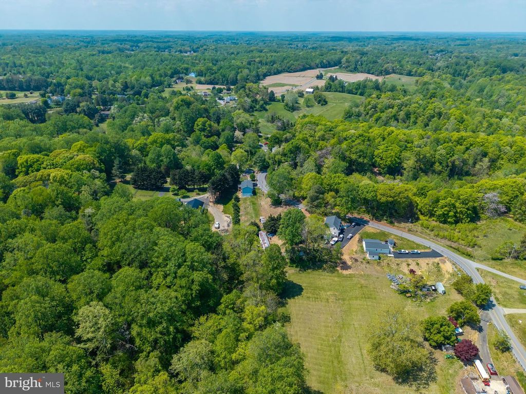 Image 11 of property listing at 735 CLAGGETT RD, Sunderland, MD 20689