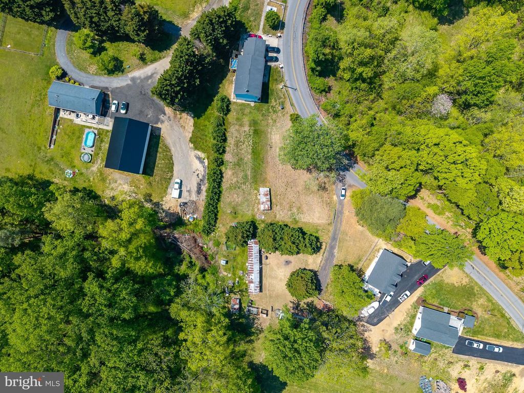 Image 3 of property listing at 735 CLAGGETT RD, Sunderland, MD 20689