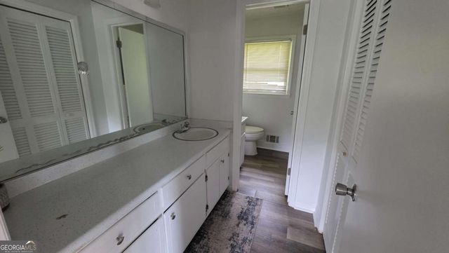 5201 Vivid Drive, Stone Mountain, GA 30087