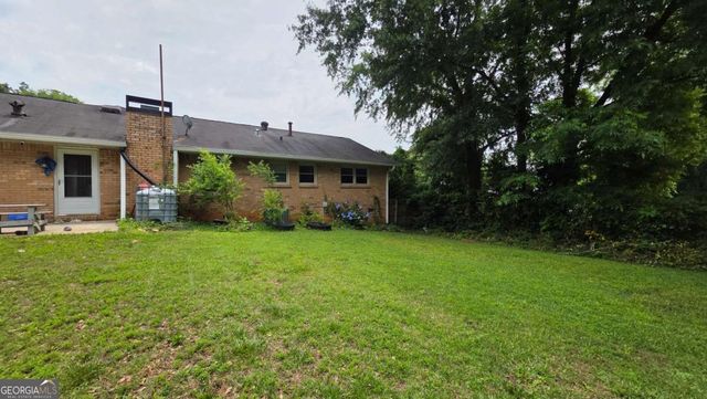 5201 Vivid Drive, Stone Mountain, GA 30087