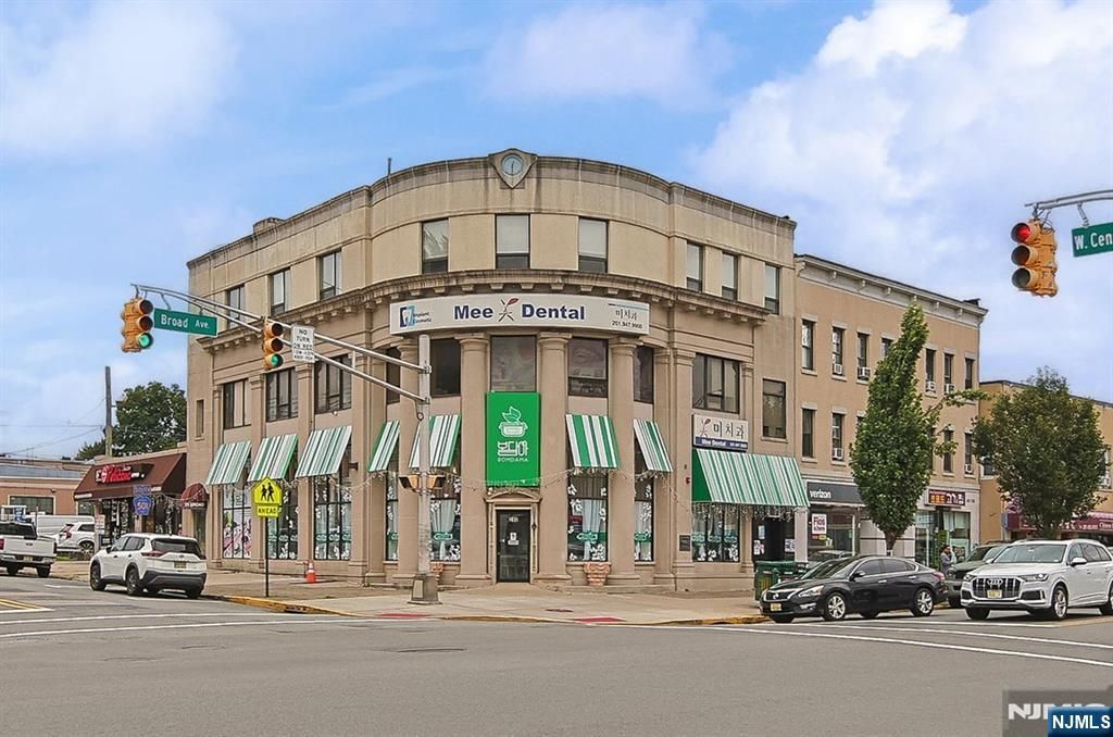280 Broad Avenue 3F, Palisades Park, NJ 07650