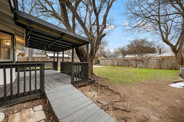 4605 Brassiewood DR, Austin, TX 78744