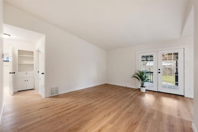 4605 Brassiewood DR, Austin, TX 78744