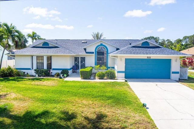 522 SE Majestic Terrace, Port St Lucie, FL 34953