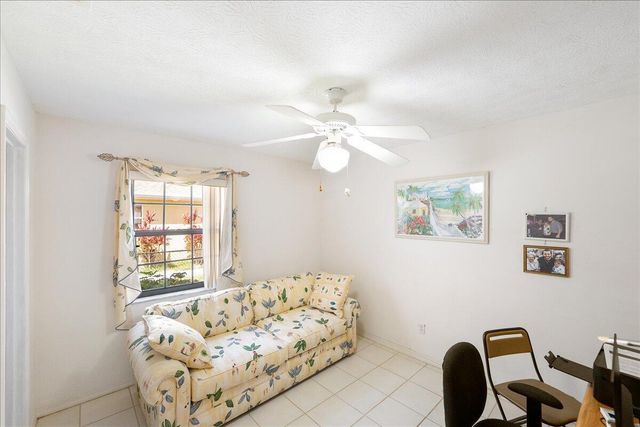 522 SE Majestic Terrace, Port St Lucie, FL 34953