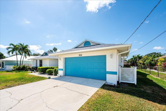 522 SE Majestic Terrace, Port St Lucie, FL 34953