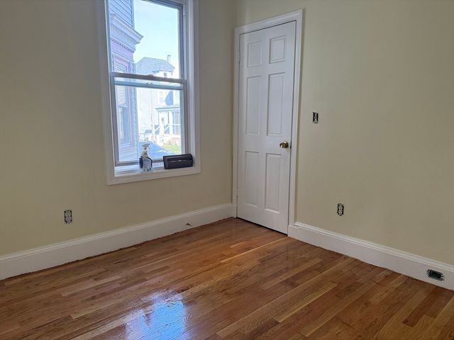 23 Roseland St. 1, Boston, MA 02124