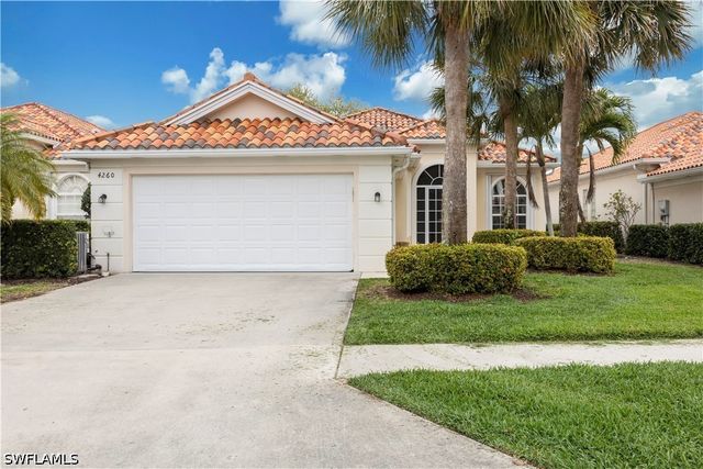 4260 Montalvo CT, Naples, FL 34109