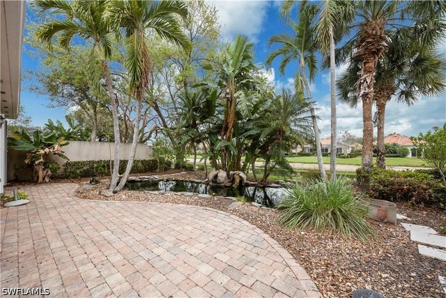 4260 Montalvo CT, Naples, FL 34109