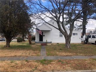 7824 Galveston BLVD, Norfolk, VA 23505