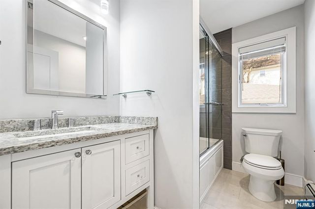 275 14th B, Palisades Park, NJ 07650