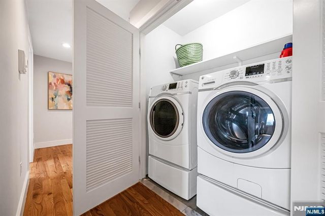 275 14th B, Palisades Park, NJ 07650