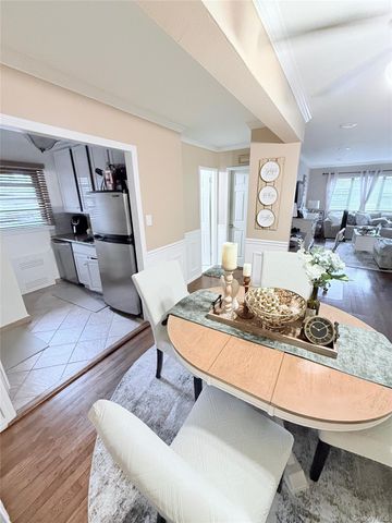 1213 E Broadway B12, Hewlett, NY 11557