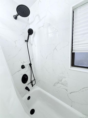 1213 E Broadway B12, Hewlett, NY 11557