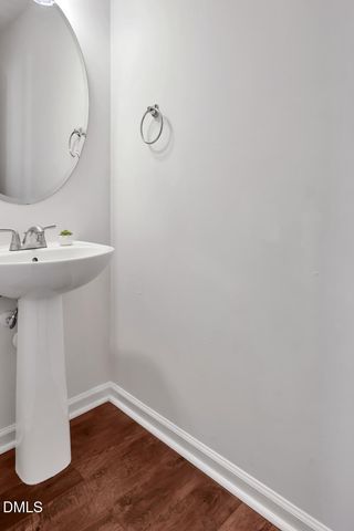 2022 Remington Oaks Circle, Cary, NC 27519