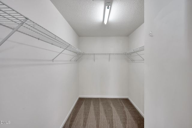 2022 Remington Oaks Circle, Cary, NC 27519