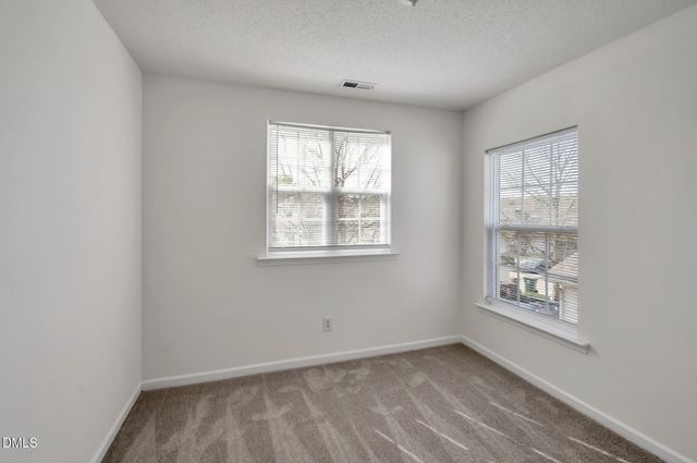 2022 Remington Oaks Circle, Cary, NC 27519