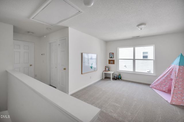 2022 Remington Oaks Circle, Cary, NC 27519