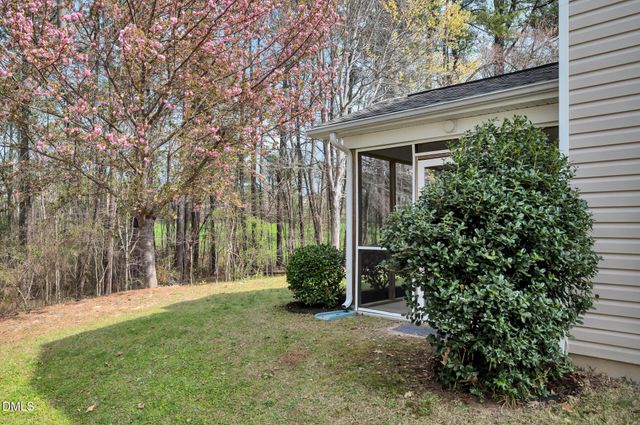 2022 Remington Oaks Circle, Cary, NC 27519