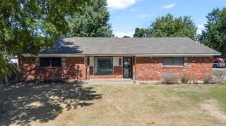 8213 NW 25th Street, Bethany, OK 73008