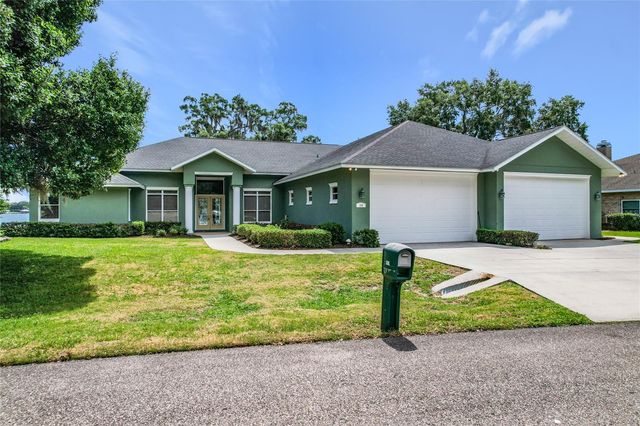 134 BAYBERRY DRIVE, Polk City, FL 33868
