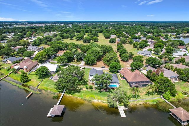 134 BAYBERRY DRIVE, Polk City, FL 33868