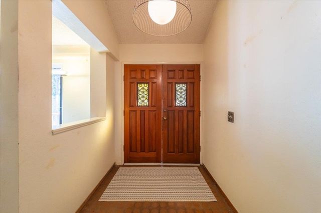 18117 Berta Canyon Road, Salinas, CA 93907