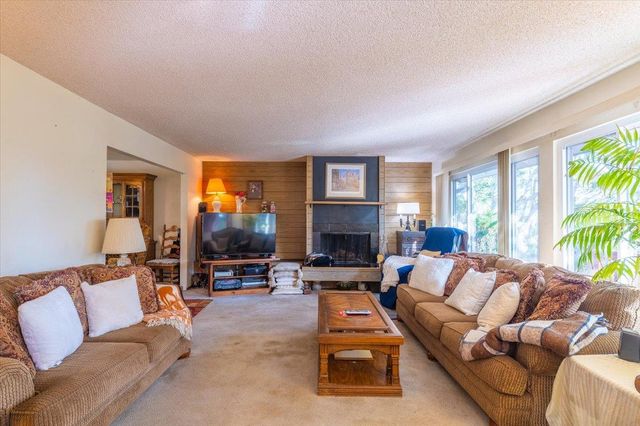 18117 Berta Canyon Road, Salinas, CA 93907