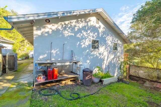 18117 Berta Canyon Road, Salinas, CA 93907