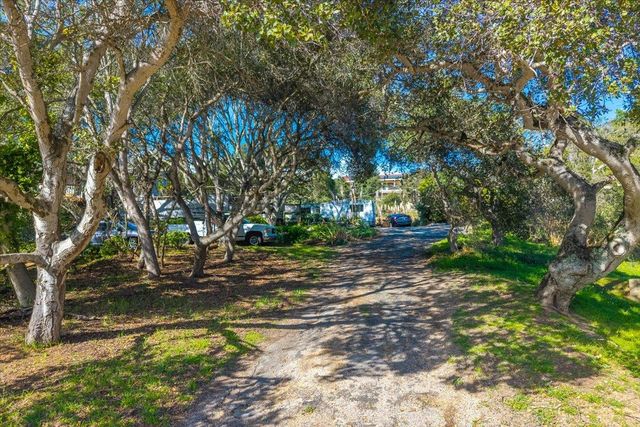 18117 Berta Canyon Road, Salinas, CA 93907