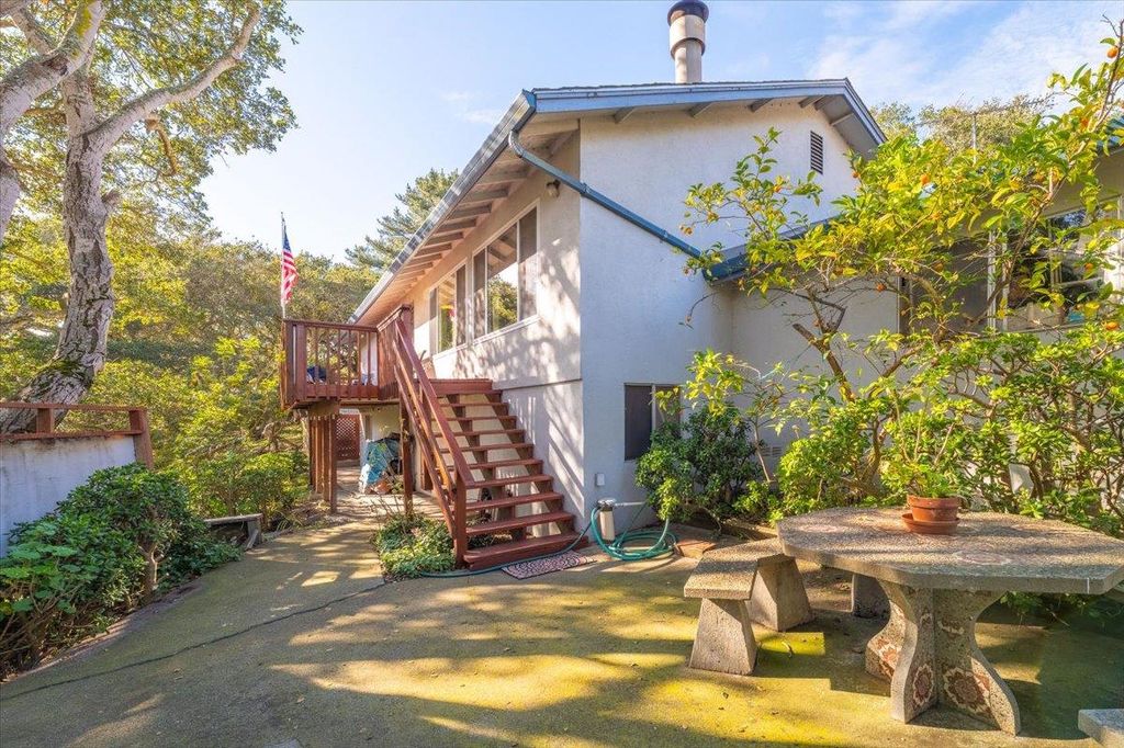 18117 Berta Canyon Road, Salinas, CA 93907