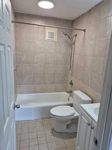 15 Arizona Terrace 1, Arlington, MA 02474