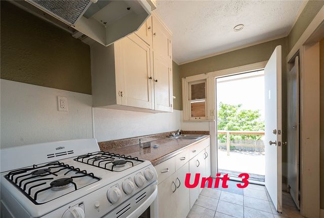 724 Elizabeth St, Corpus Christi, TX 78404