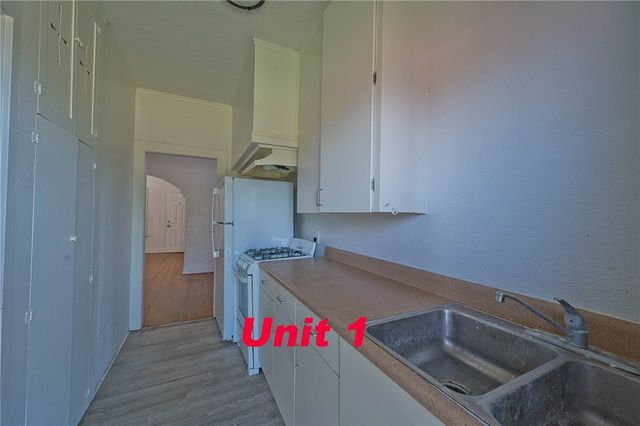 724 Elizabeth St, Corpus Christi, TX 78404