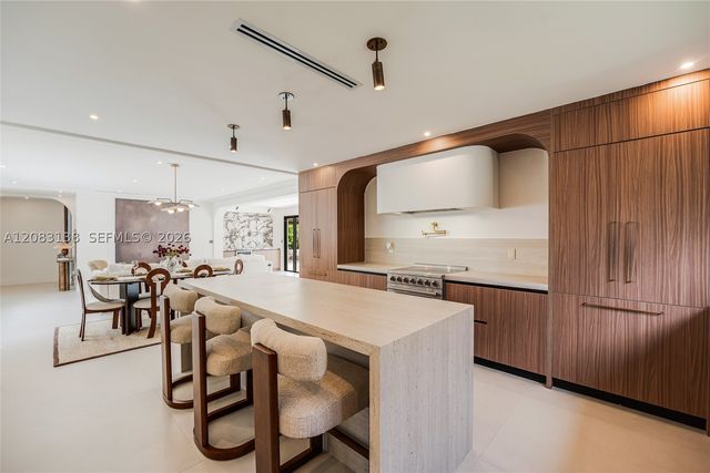 430 Miller Rd, Coral Gables, FL 33146
