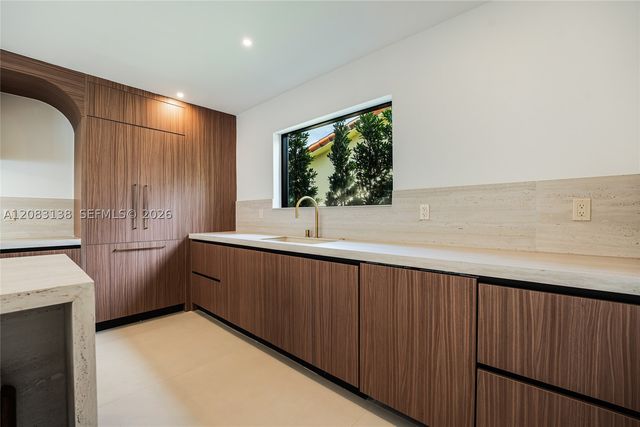 430 Miller Rd, Coral Gables, FL 33146