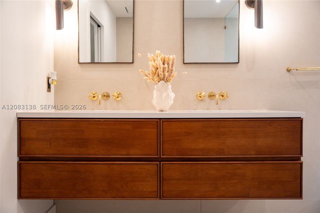 430 Miller Rd, Coral Gables, FL 33146