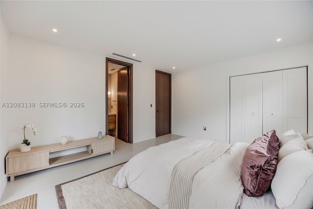 430 Miller Rd, Coral Gables, FL 33146