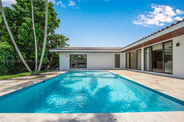 430 Miller Rd, Coral Gables, FL 33146