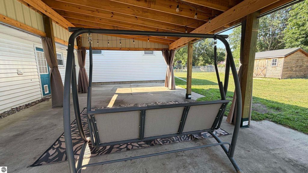 Image 44 of property listing at 8197 S Federal Road, Shepherd, MI 48883