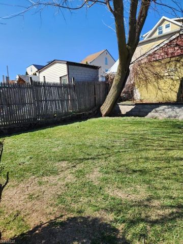 69 Crooks Ave, Paterson City, NJ 07503