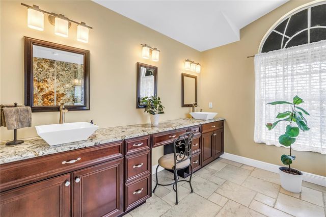 10127 VISTA POINTE DRIVE, Tampa, FL 33635
