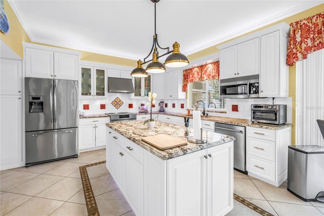 10127 VISTA POINTE DRIVE, Tampa, FL 33635