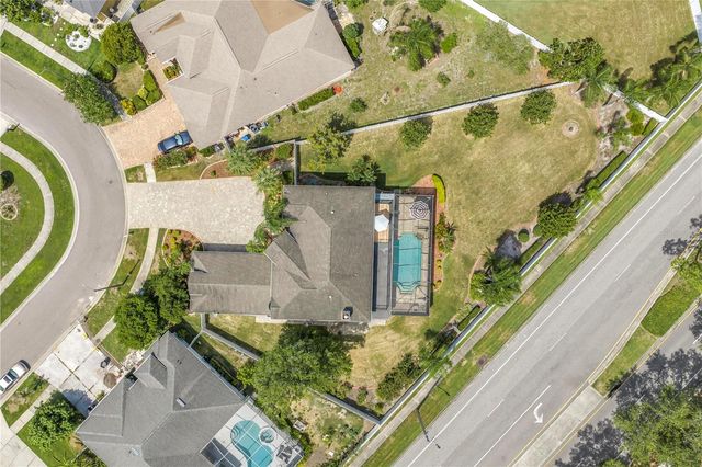 10127 VISTA POINTE DRIVE, Tampa, FL 33635