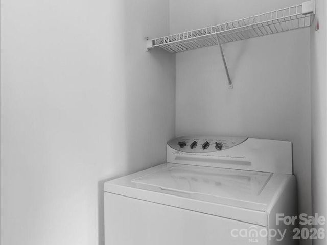 8212 Weeping Fig Lane, Charlotte, NC 28215