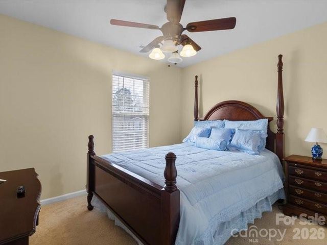 8212 Weeping Fig Lane, Charlotte, NC 28215