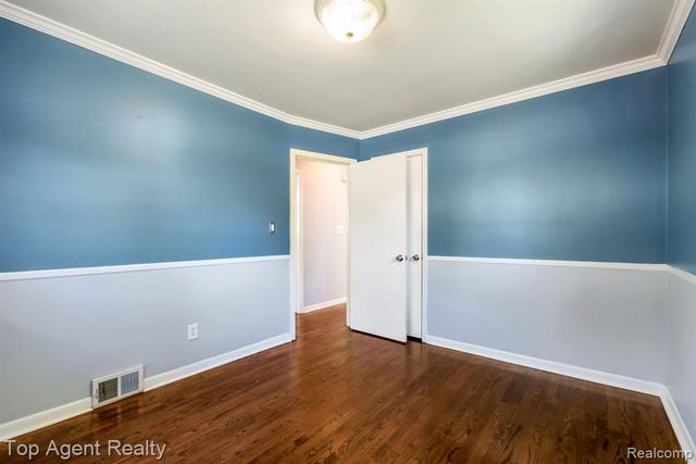 36365 Briarcliff Road, Sterling Heights, MI 48312