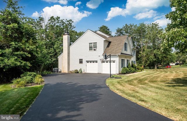 3032 STILL MEADOW DR, Collegeville, PA 19426