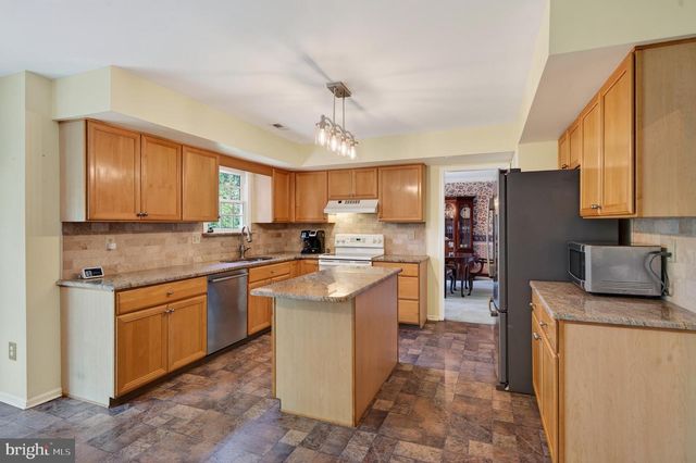 3032 STILL MEADOW DR, Collegeville, PA 19426