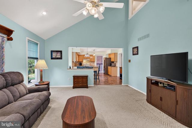 3032 STILL MEADOW DR, Collegeville, PA 19426